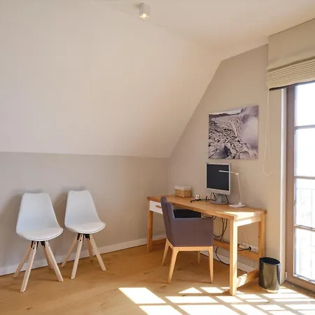 Reetland Am Premium Reetdachvilla Mit 3 Schlafzimmern, Sauna Und Kamin H11