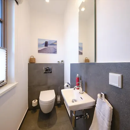 Reetland Am Premium Reetdachvilla Mit 3 Schlafzimmern, Sauna Und Kamin H11 Dranske